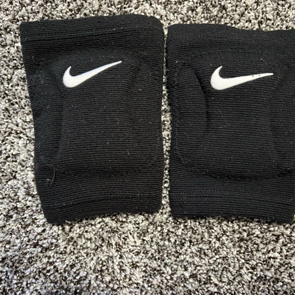 Nike Black Protective Gear size small volleyball